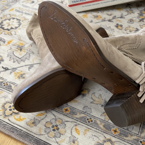 🎉🎉PRICE DROP🎉FRINGED BOOTIE BEIGE SOFT LEATHER SAM EDELMAN - Picture 4 of 13
